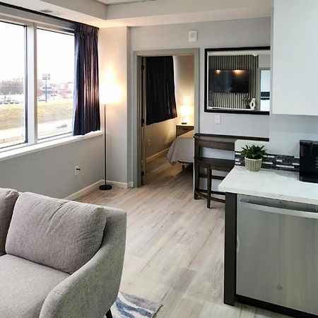 Aparthotel Reese Tower à Tulsa Extérieur photo